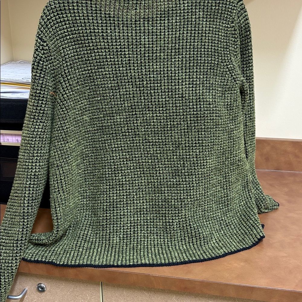 Habitat Green and Black Textured Knit Pullover Sweater Size Medium - Picture 2 of 5